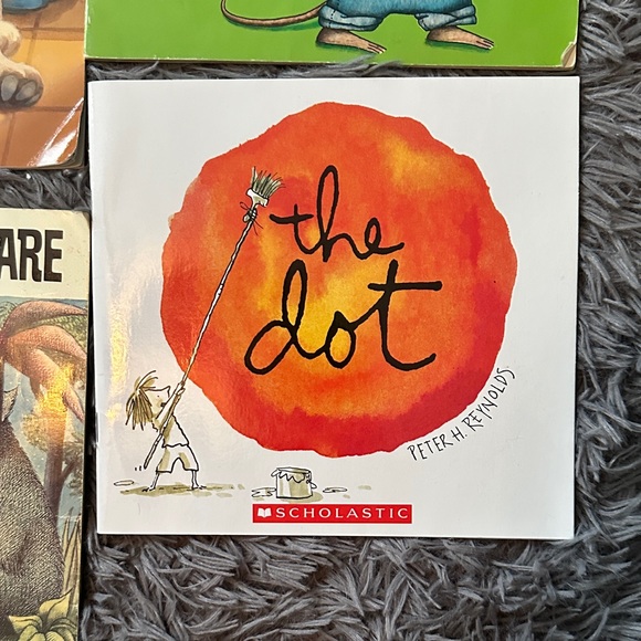 Children's Book Collection - Picture 9 of 9